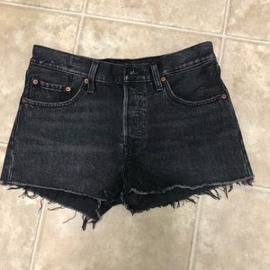 Levi’s denim shorts size 27